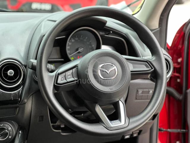 2018 Mazda 2 1.5 HATCHBACK~FULLSERVICE 7xk kM - 3