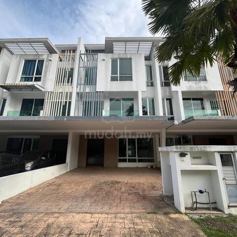 [ CHEAPEST ] 3-Storey Terrace @ Cassia Garden Residence, Cyberjaya 1