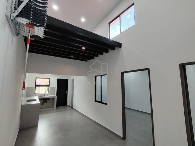 MODERN RENO FREEHOLD 1 Stry Terrace Ujong Pasir Semabok Serindit Town 1