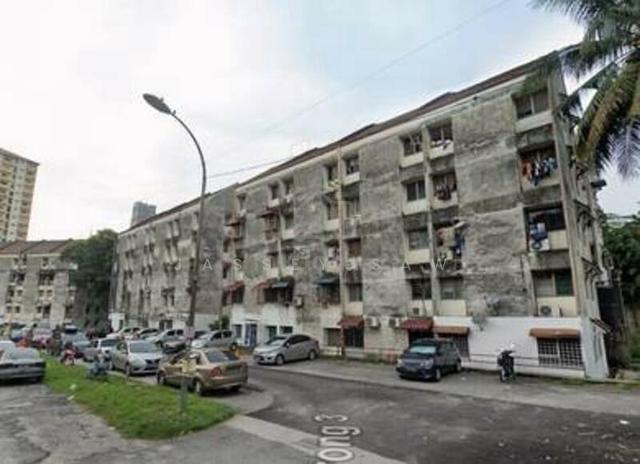Taman Kobena Apartment 1