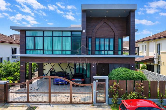 FULLY RENOVATE | Double Storey Bungalow Saujana Villa, Kajang 1