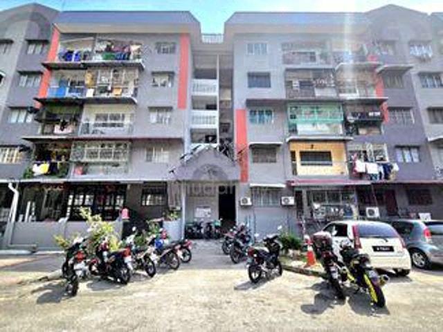 Flat Pandan Indah 1