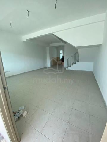 Pulai Mutiara 2 Storey Terrace House Intermediate Lot 1