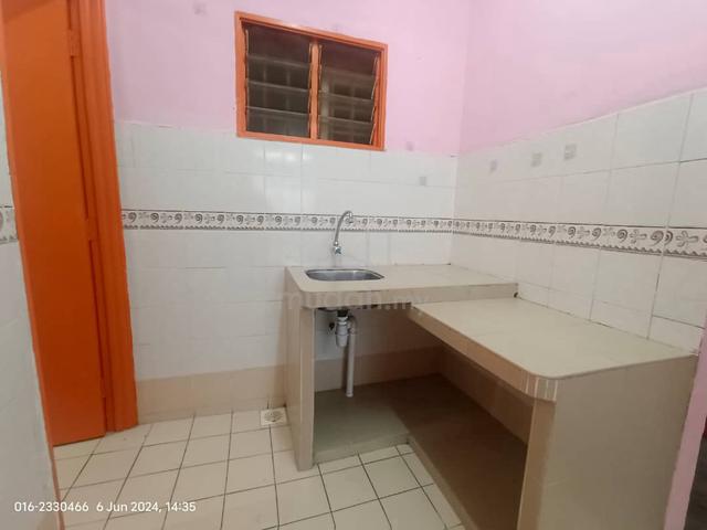 Sri Dahlia Apartment 1