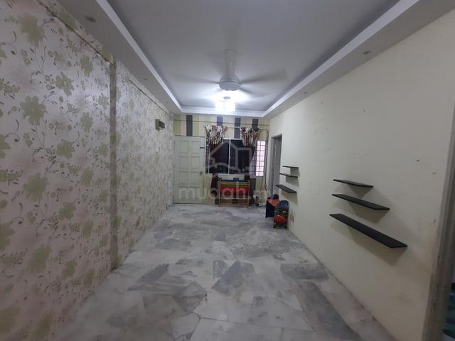 Pangsapuri Seri Mawar 1