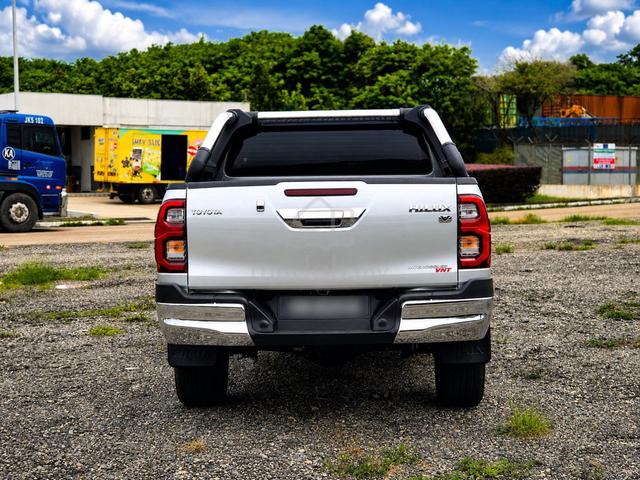 2023 Toyota HILUX 2.4 V (A) | F.Loan | Low Mileage - 5