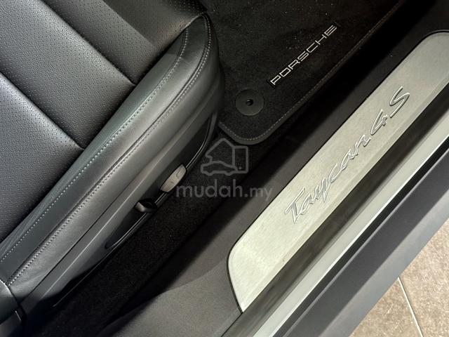 2023 Porsche TAYCAN 4S RECON LOW MILAGE!! - 5