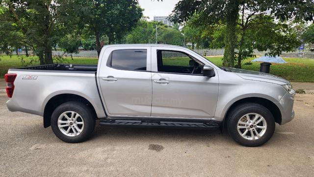 2022 Isuzu D-MAX PREMIUM 1.9L (A) - 4