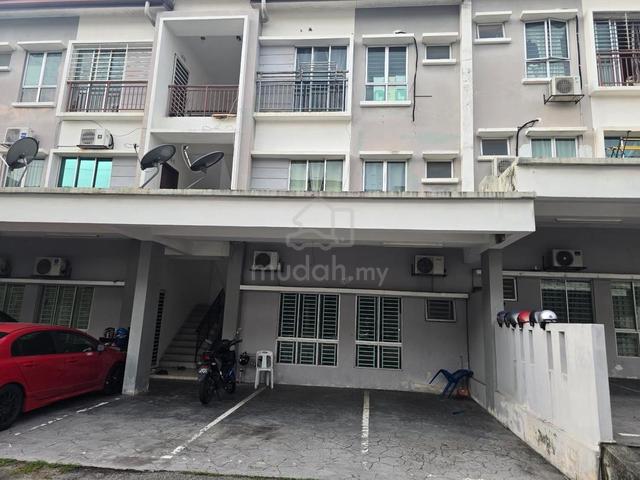 near UKM Townhouse Taman Tropika 2, Sungai Tangkas Kajang for Rent 1