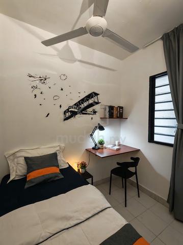 Fully Furnished Single Room @ Serdang Skyvilla near Bukit Jalil MRT 1
