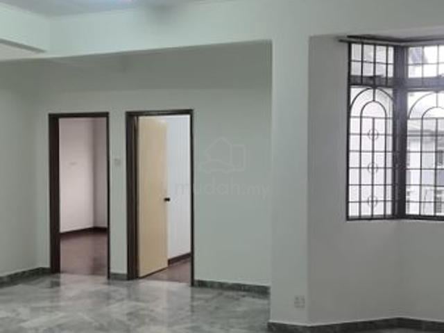 Goodyear Court 6 1