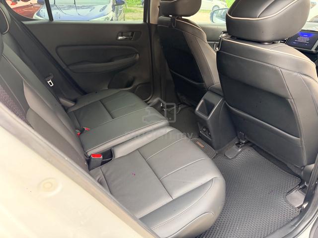 Honda CITY 1.5 V HATCHBACK RS(A)-22 - 4