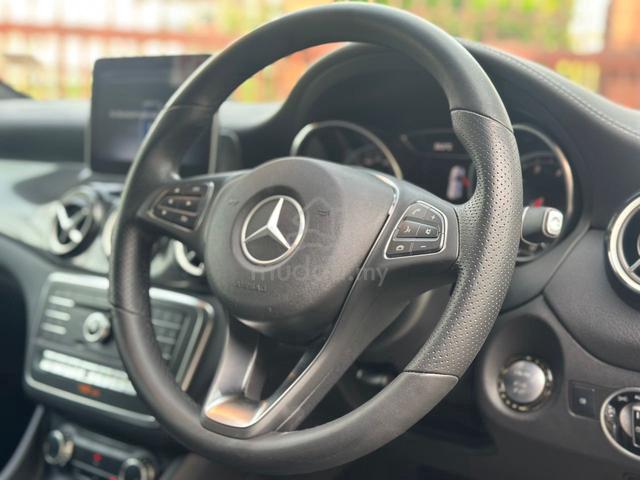 NIGHT EDITION⭐2019 Mercedes Benz GLA200 1.6 AMG - 4
