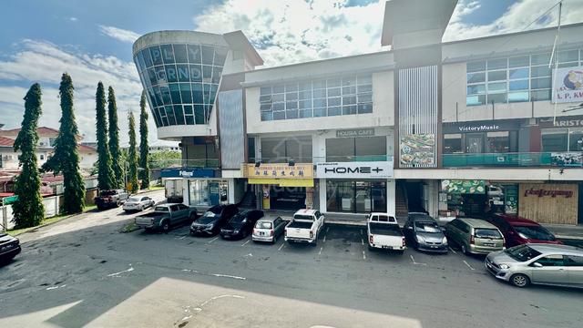 For Sale - 3 Storey Pavilion Bundusan Shoplot 1