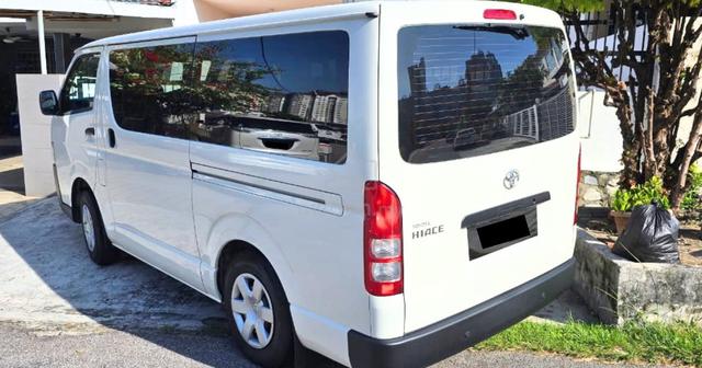 2022 Toyota HIACE 2.5 KDH200R ENHANCED (M) - 2