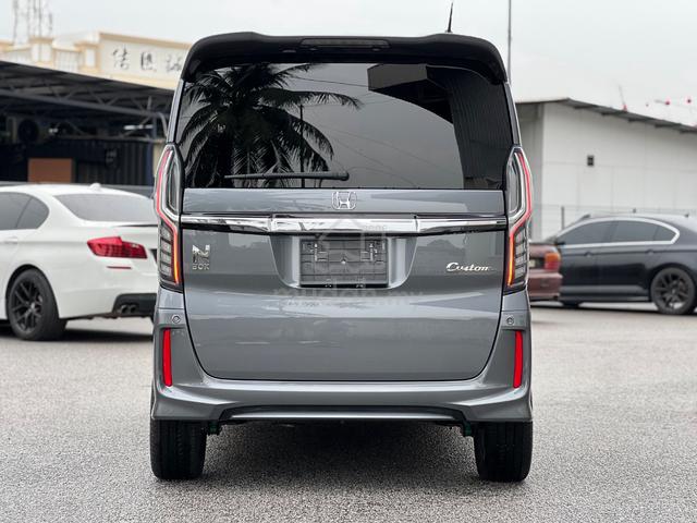 2018 Honda N BOX 0.7 CUSTOM G (A) - 4