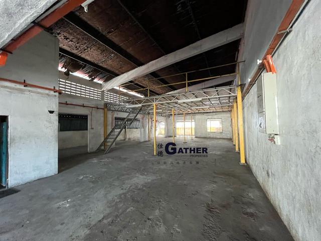 1.5 Storey Semi-Detached Factory For Rent, Menglembu 2