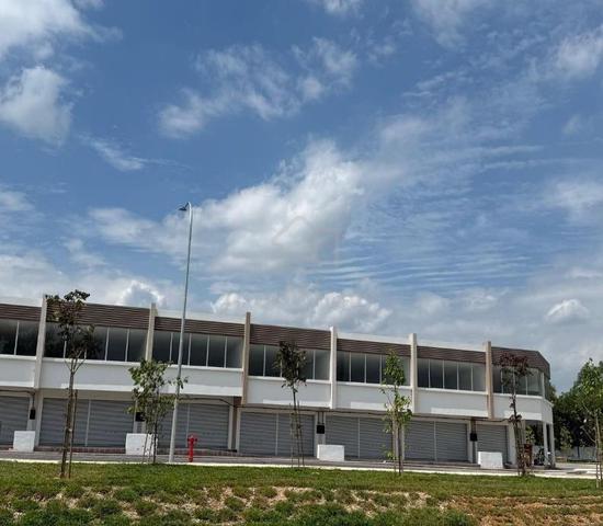 Semenyih Kesume Brand New Corner Unit 1