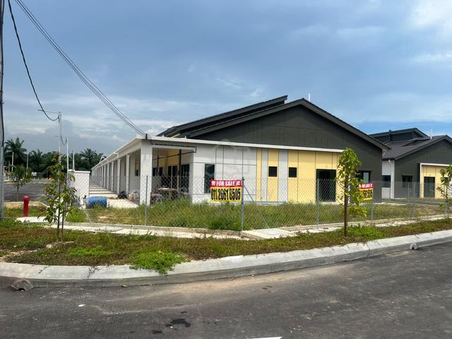 Taman Seri Mengkuang  Kuala Selangor 2