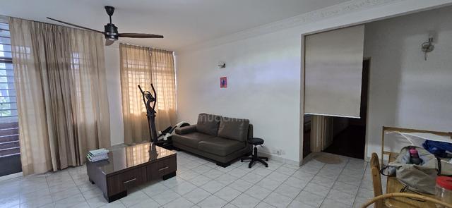 Manor Apartment 1