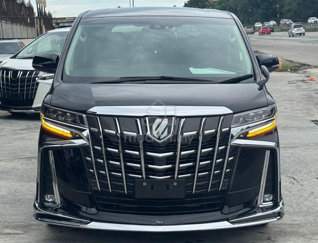 LOW MILEAGE NO ROOF 2023 Toyota ALPHARD 2.5 SC - 3