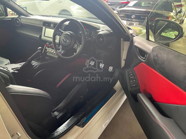 2023 Toyota GR86 2.4 RZ (M) (17k Milleage) - 3