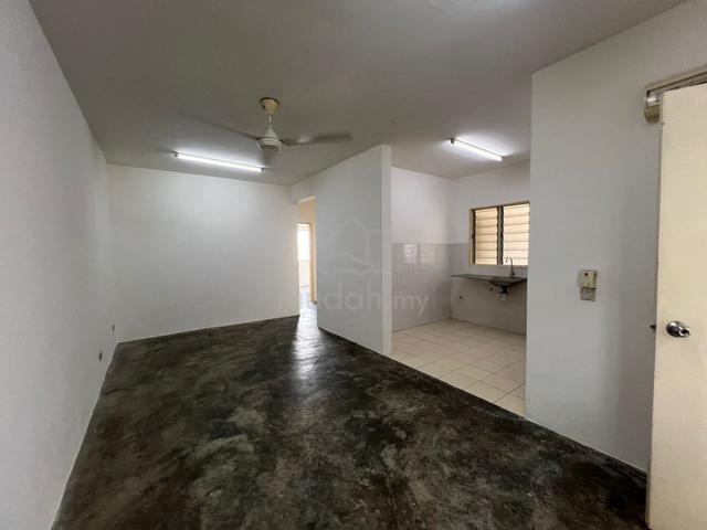 Sentosa Flat Apartment at Setia Alam , shah alam 1