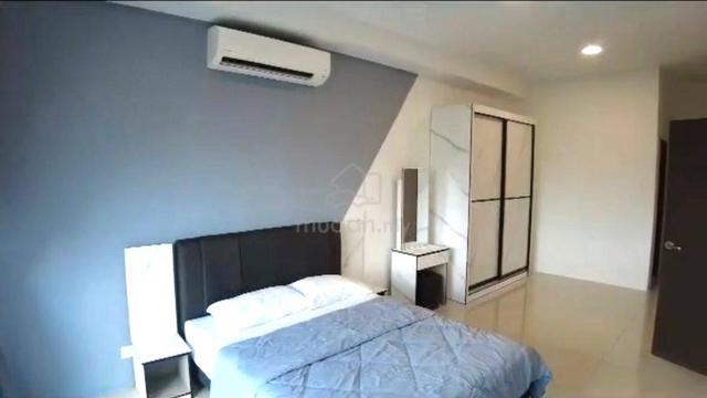 8scape Residensi 3