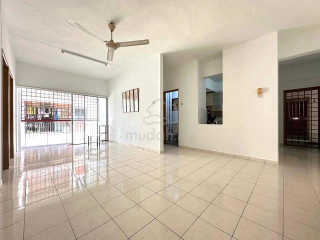 Riviera Apartment 1