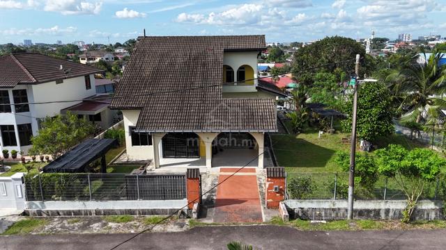 NonBumi 2-stry Bungalow with Extra Big Land Taman Suria, JB for Sale 1