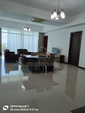 Bay Resort Condominium 1