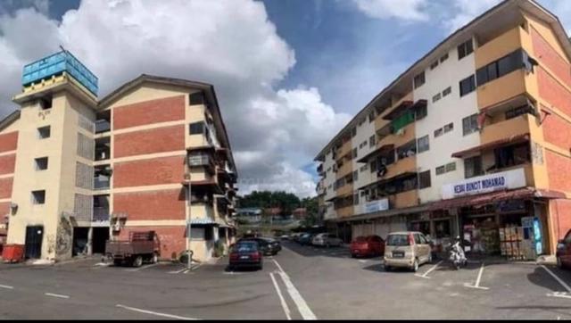 Rumah Pangsa Kulai 1
