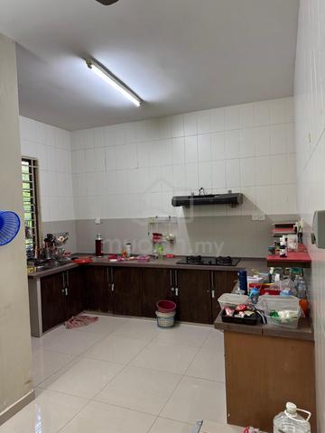 2.5 Storey Terrace PartiallyFurnish at Tmn Tanjung Indah Near Raja Uda 1