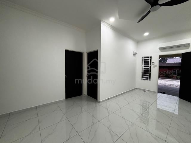 Selangor Shah Alam Not Furnished Semi-Detached House For Rent 1