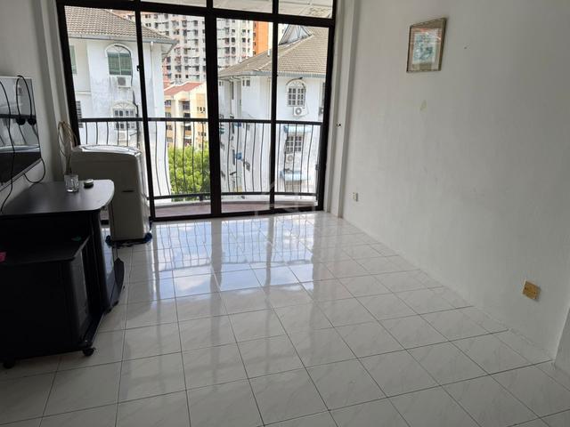 Tanjung Court 1