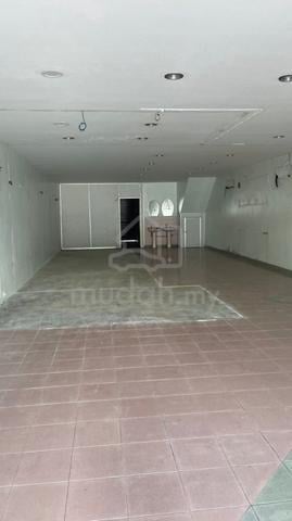 Banting Jalan Bunga Pekan 2 Storey Shop Facing Main Road 1