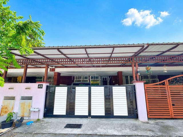 Rumah Besar 20 x 90 SIAP RENO Untuk Dijual di Taman Klebang Putra Ipoh 1