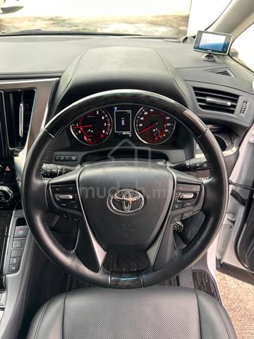 2022 Toyota ALPHARD 2.5 SC - 4