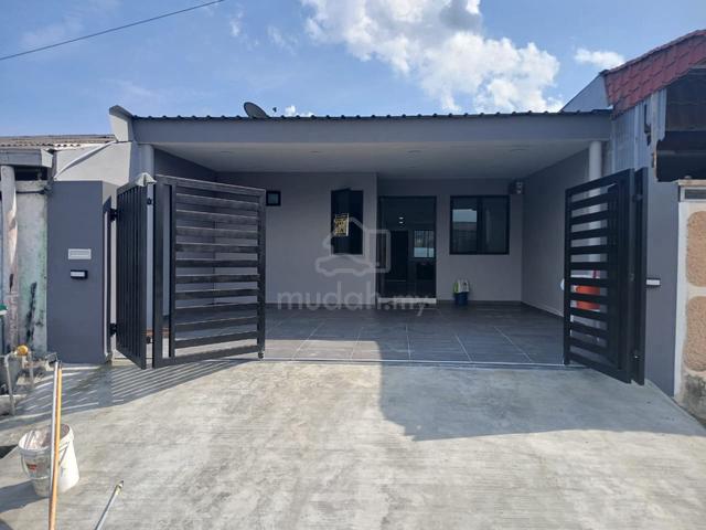 Taman Sri Skudai, Jalan Emas, Renovated, Free stamp duty, 100% Loan 1