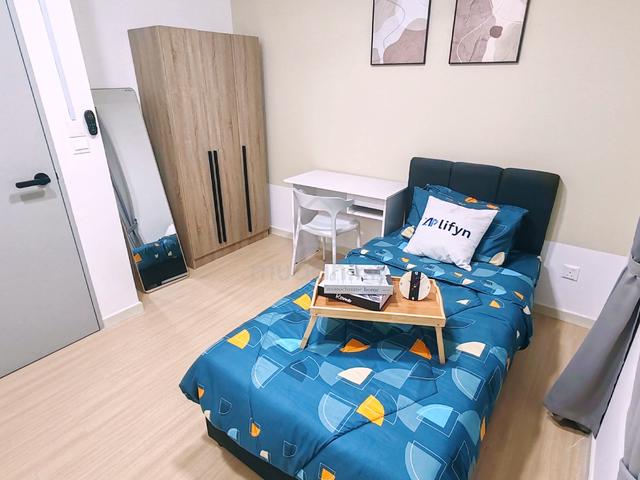 M Luna | Kepong Fully Furnished Small Room to LET | Wi-Fi Incl 1