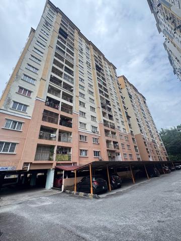Lakeview Apartments 1