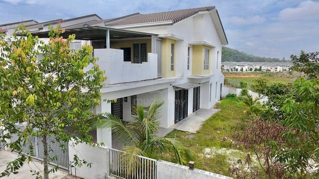 CORNER LOT + END ROAD! Double Storey Tiara Sendayan Presint 2, Labu 1