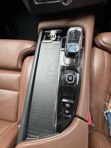 2022 Volvo XC90 2.0 B5 ULTIMATE (A) - 5