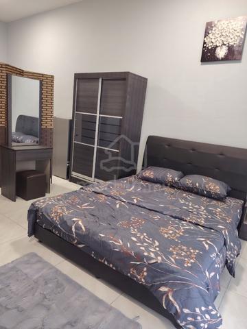 Senai Garden Apartment 1