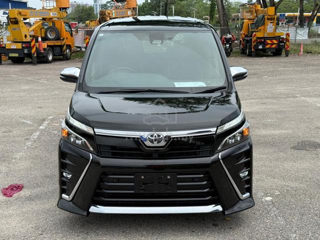 *PROMO NOW* 2021 Toyota VOXY 2.0 ZS KIRAMEKI III - 1