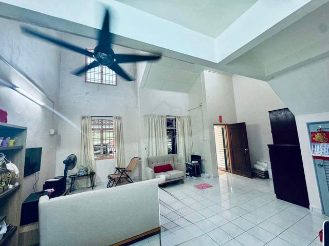 Kulai Jalan Enggang Unblock View 1.5 Storey Corner House For Sale 1