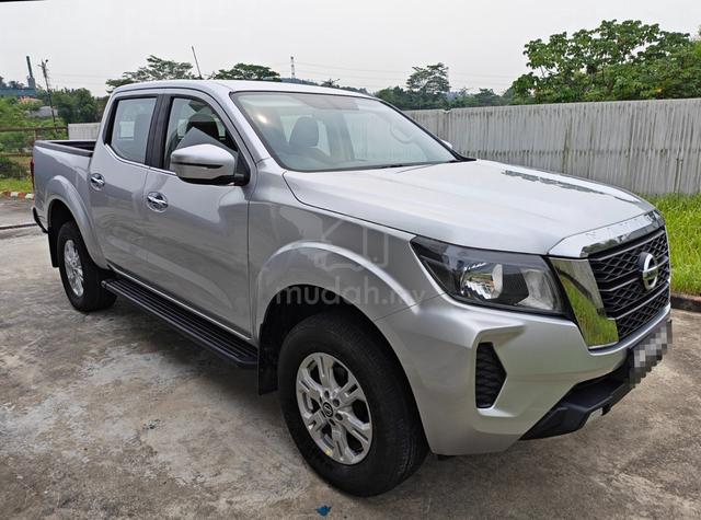 2022 Nissan Navara 2.5 SE Newfacelift 4x4 7-speed  - 1