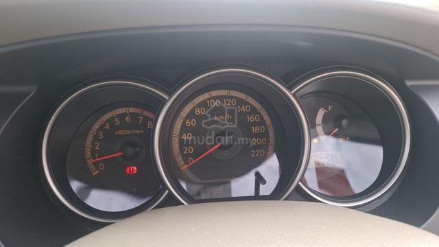 2011 Nissan GRAND LIVINA 1.6 CLASSIC/COMFORT (A) - 3