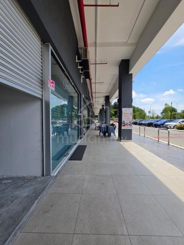 Ground Floor Half Shop Lot in Tulip Residence Denai Alam For Rent. 1