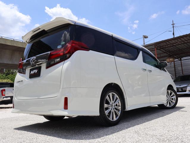 2017 Toyota ALPHARD 2.5(A) TYPE GOLD M379 - 4
